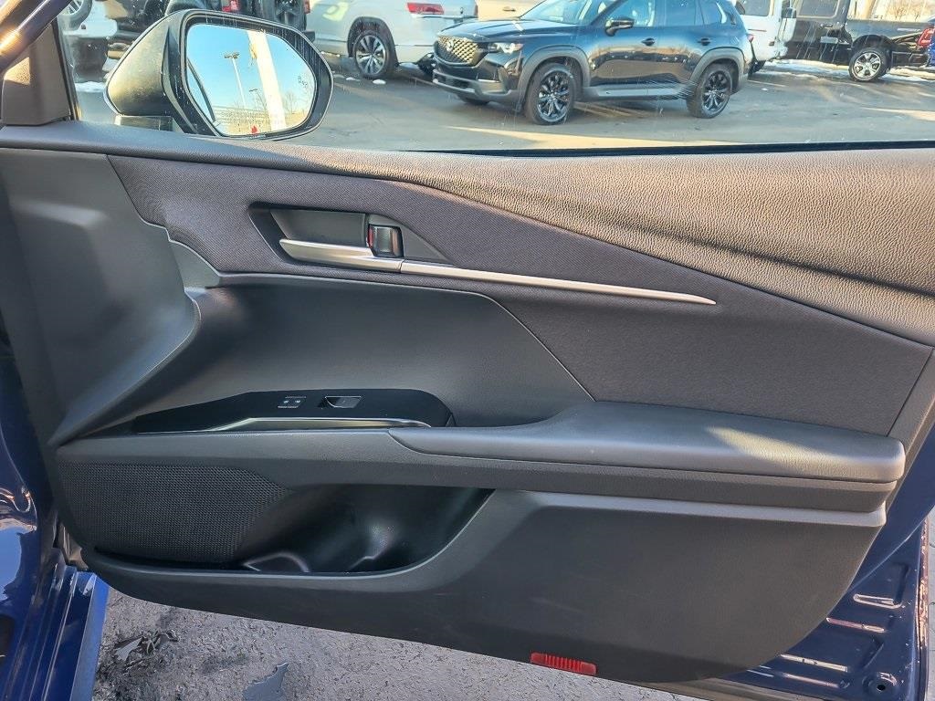 2025 TOYOTA CAMRY - Image 20