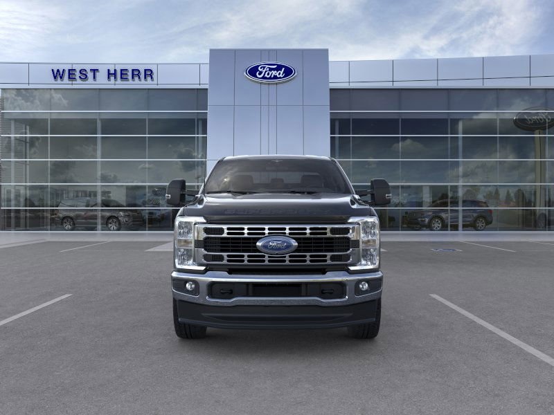 2025 Ford F-250 XLT photo 6