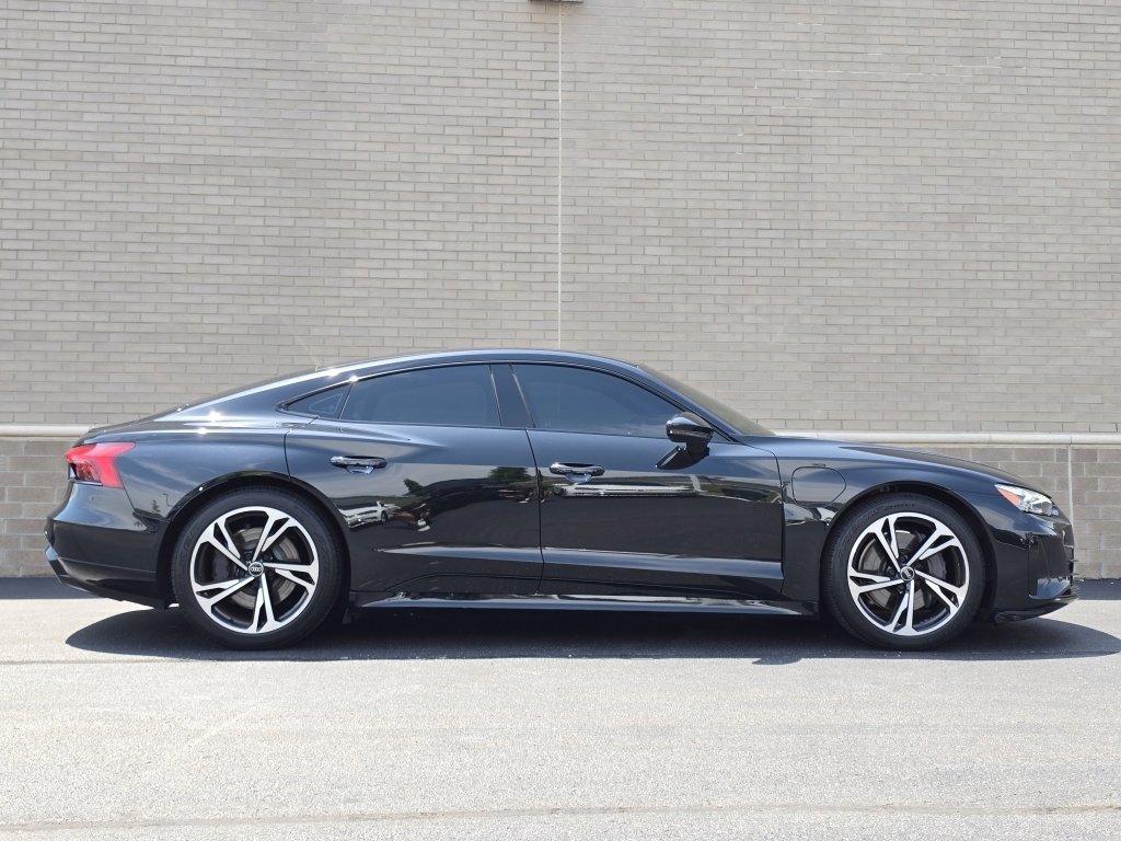 2023 Audi e-tron GT Premium Plus photo 6