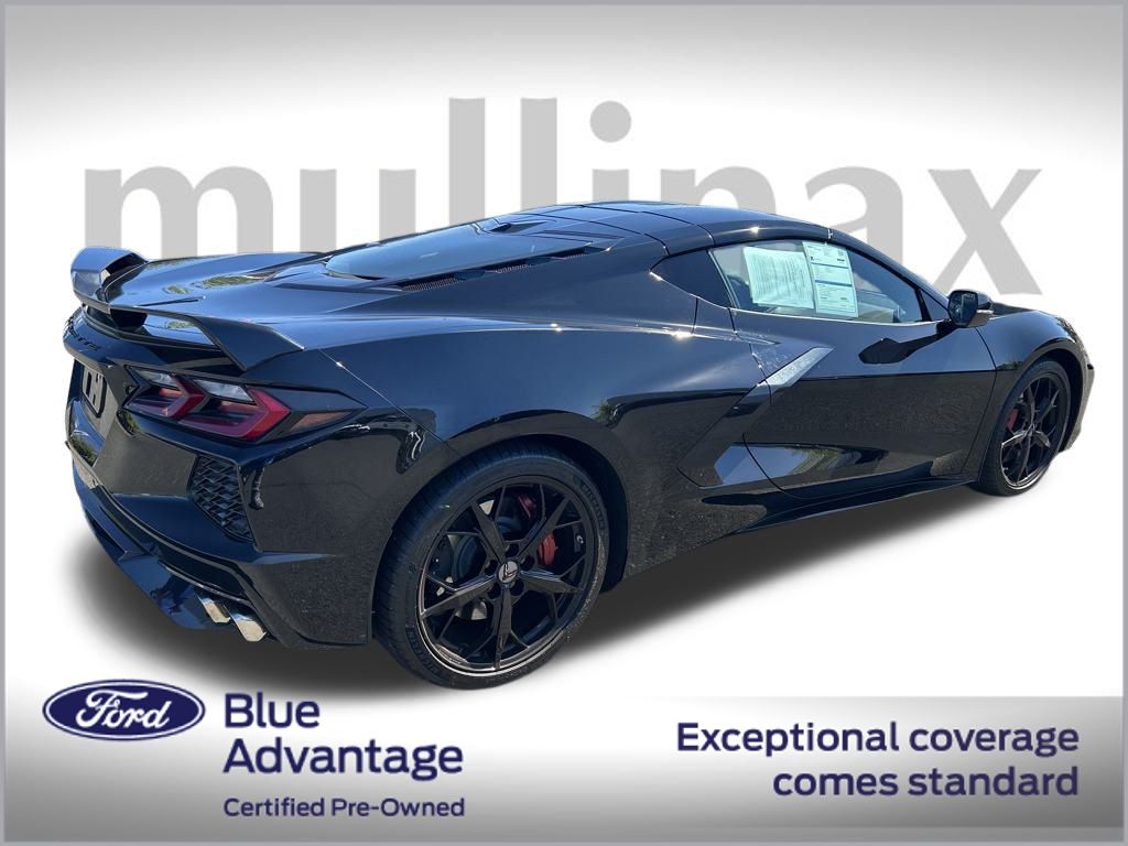 2020 Chevrolet Corvette Stingray photo 3