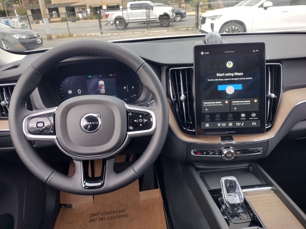 2026 VOLVO XC60 - Image 23