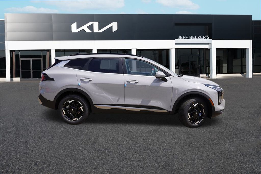 2026 Kia Sportage Hybrid EX photo 2