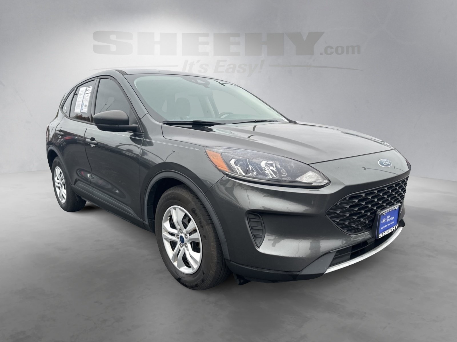 2020 Ford Escape S photo 2