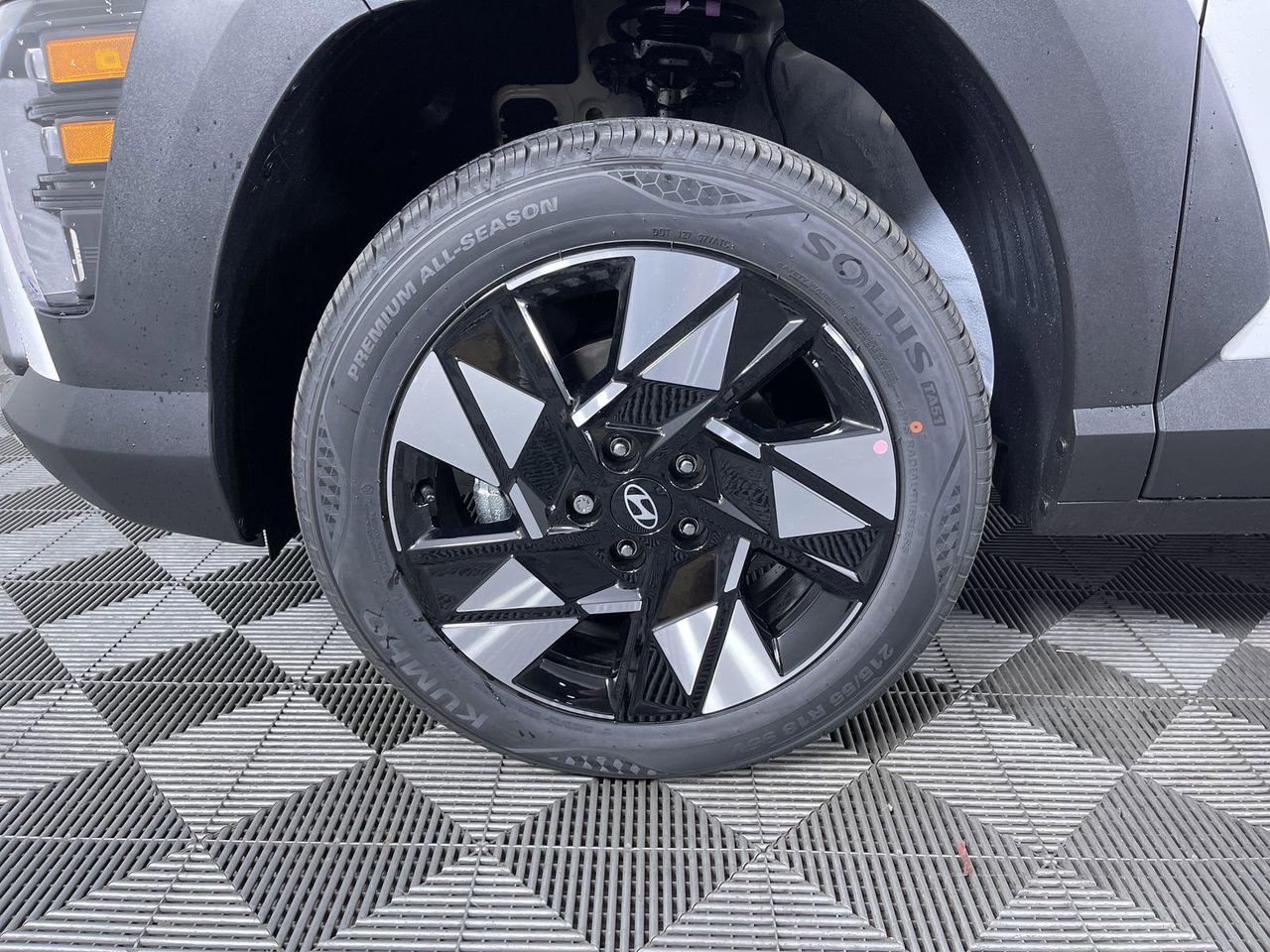 2025 Hyundai Kona SEL N Line photo 9