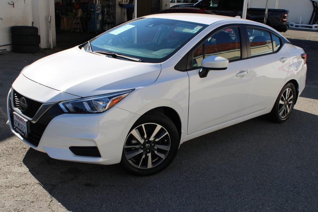2022 Nissan Versa Sedan SV