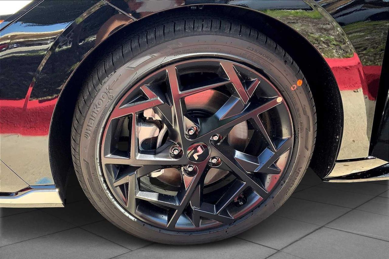 2025 Hyundai Elantra N Line photo 11