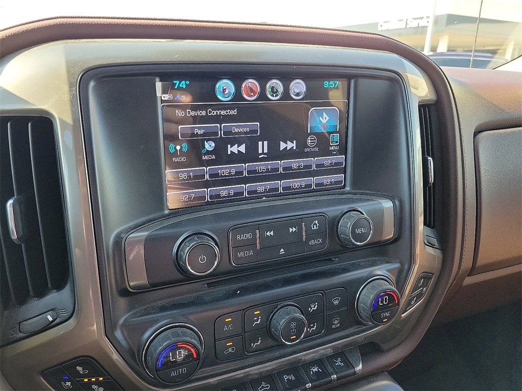 2018 Chevrolet Silverado 1500 High Country photo 21