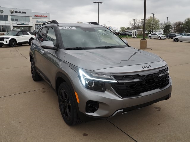 2025 Kia Seltos X-Line photo 2