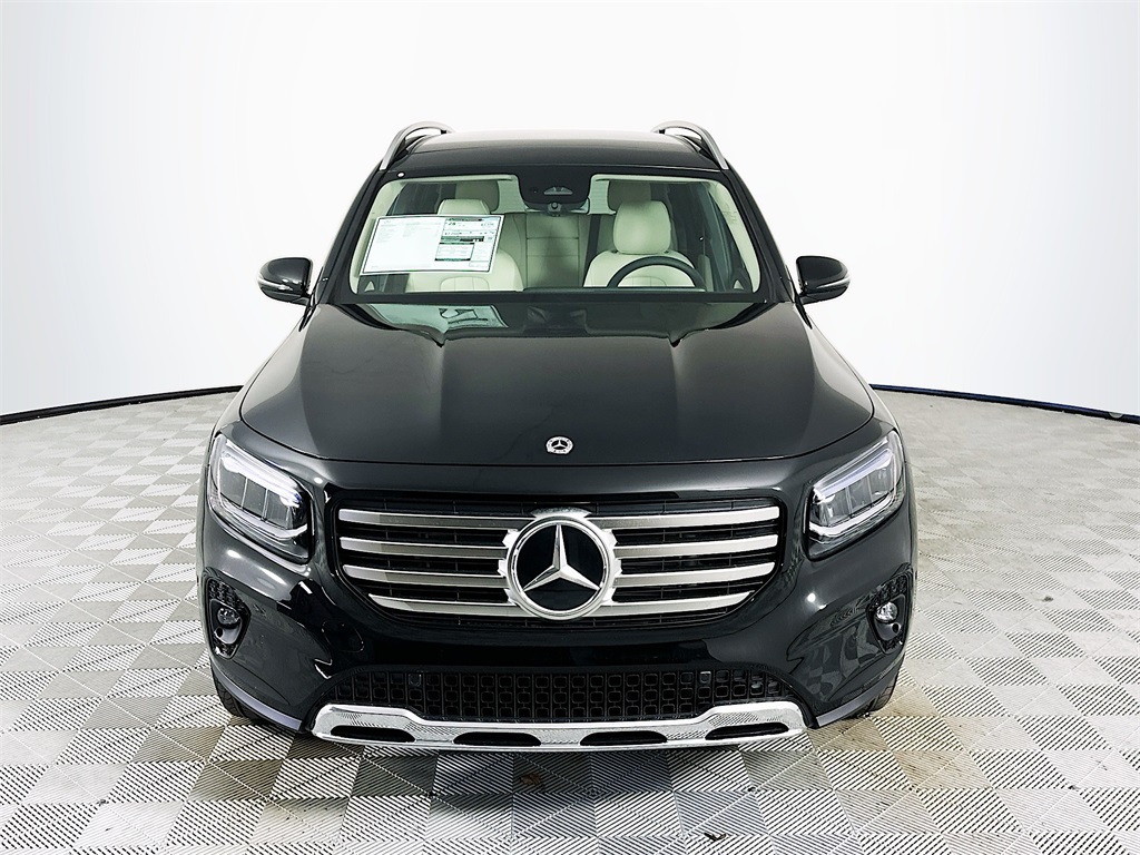 2026 Mercedes Benz GLB 250 photo 2