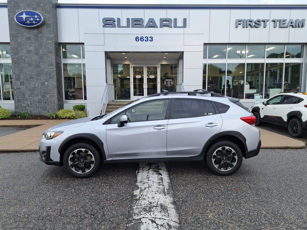 2022 Subaru Crosstrek Premium photo 2