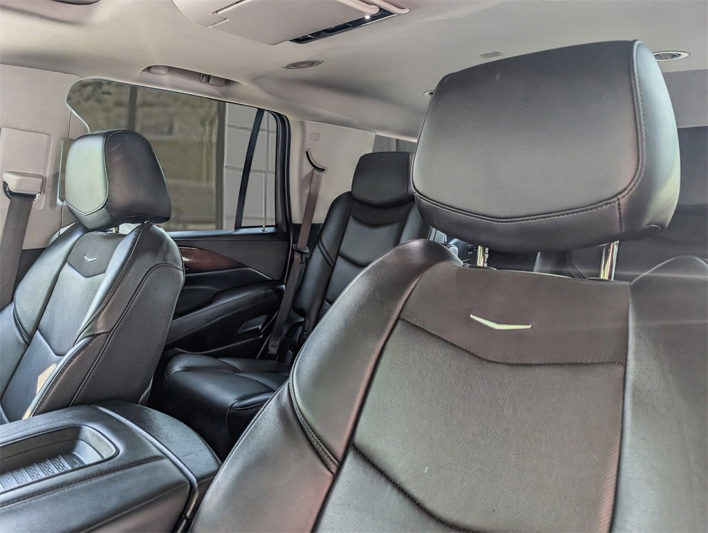 2018 Cadillac Escalade Premium Luxury photo 11