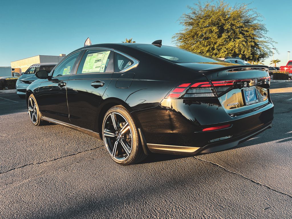 2025 Honda Accord Hybrid Sport photo 3