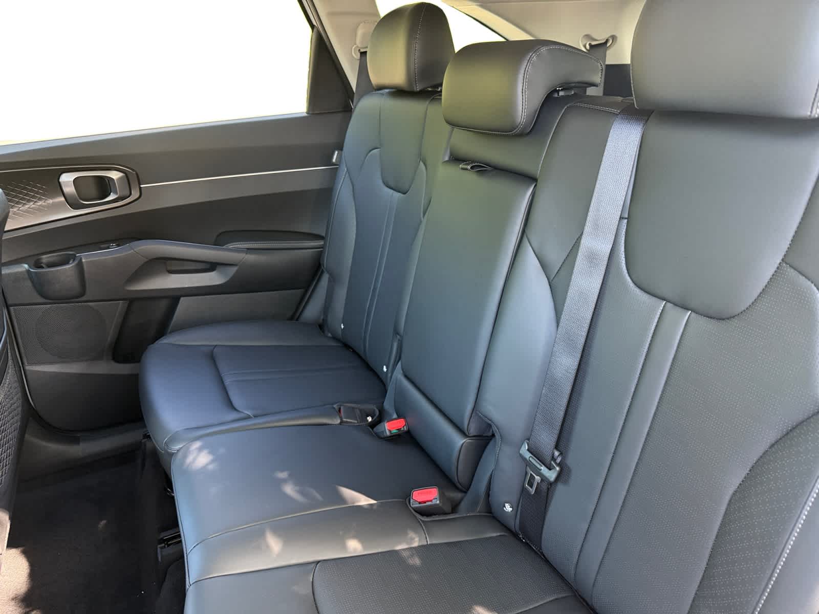 2026 Kia Sorento S photo 13