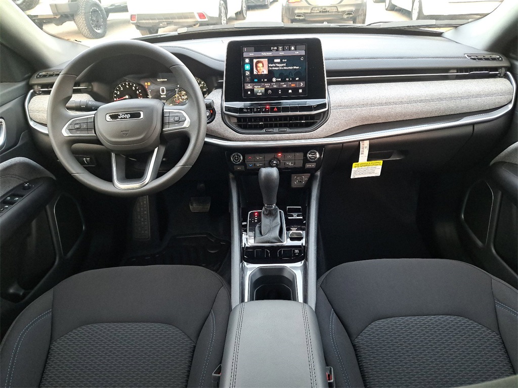 2025 Jeep Compass Sport photo 14