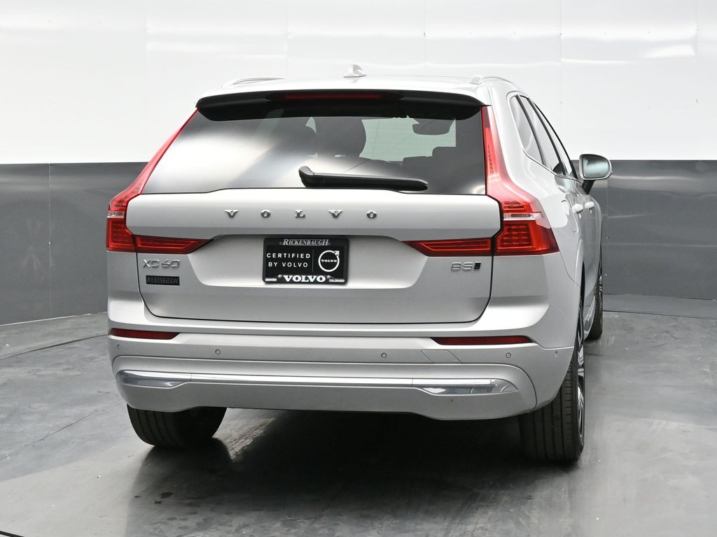 2023 Volvo XC60 B5 Plus photo 5