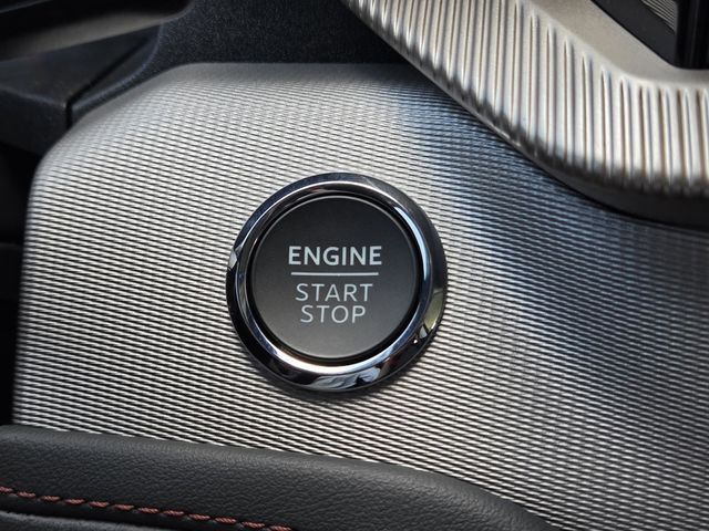 2025 Ford Explorer photo 12