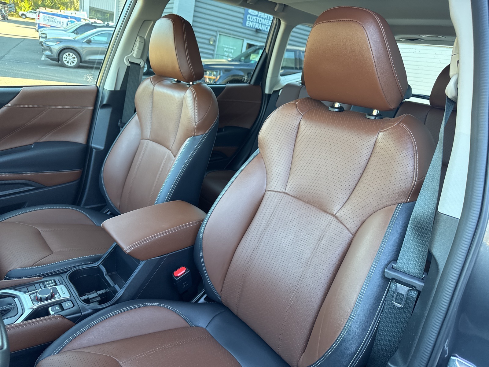 2022 Subaru Forester Touring photo 6