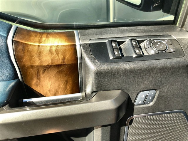 2018 Ford F-150 Limited photo 4