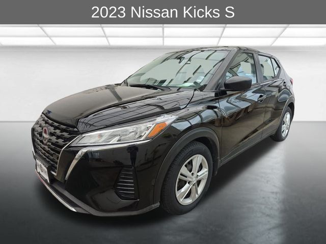 2023 Nissan Kicks