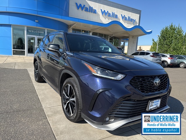 2022 Toyota Highlander XSE's photo