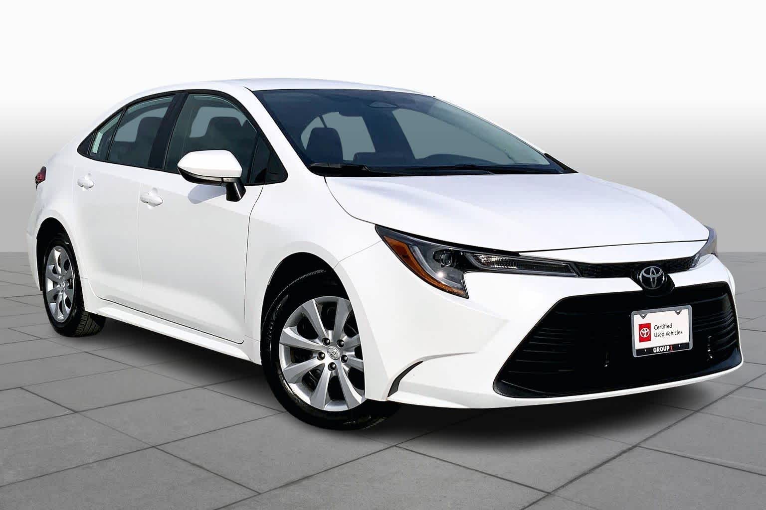 2025 Toyota Corolla - Image 3