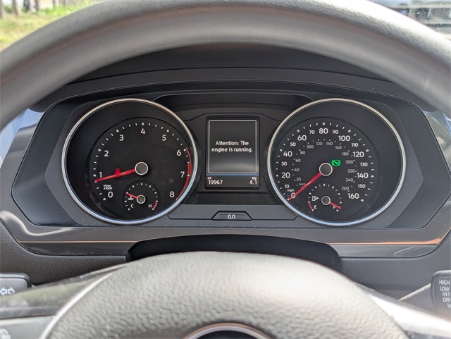 2020 Volkswagen Tiguan S photo 16
