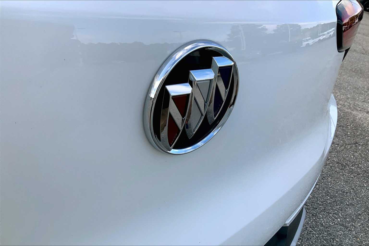 2023 Buick Encore GX Preferred photo 9