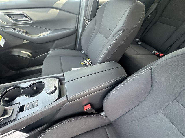 2026 Nissan Rogue S photo 20