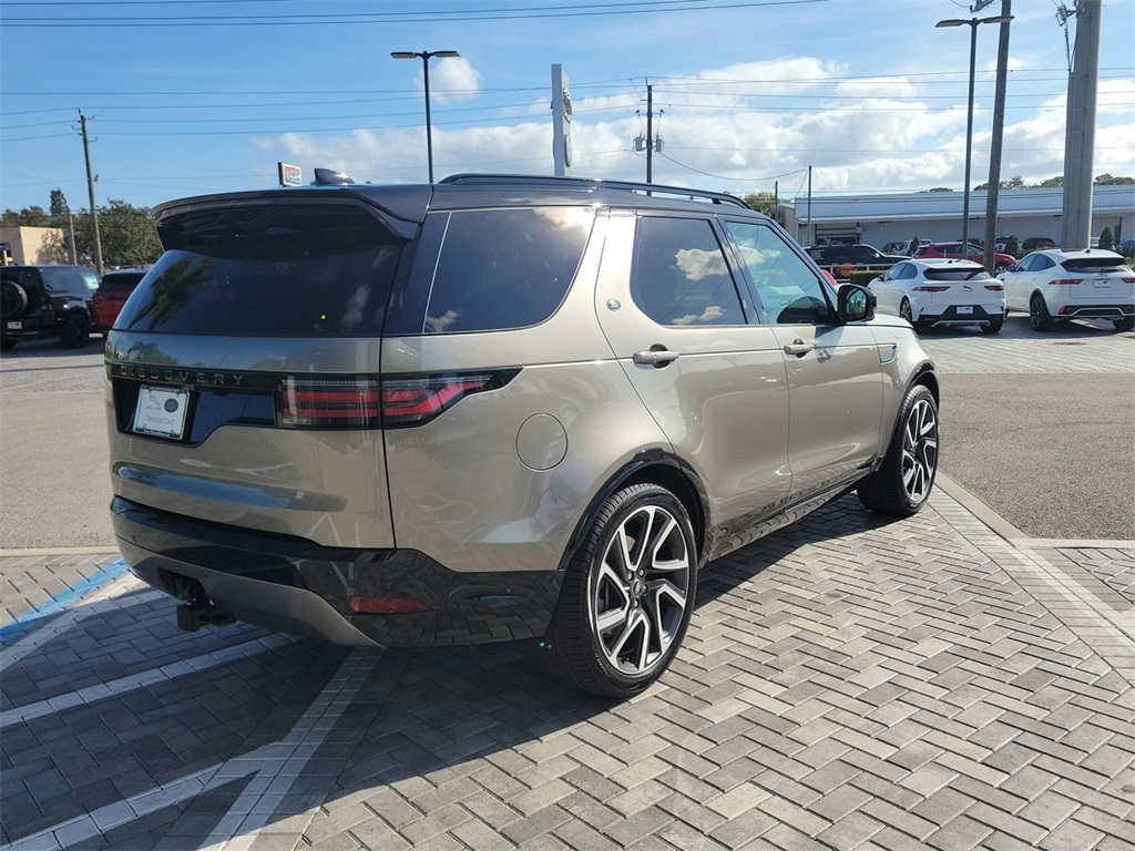 2025 Land Rover Discovery SE photo 5