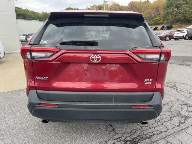 2023 Toyota RAV4 XLE photo 5