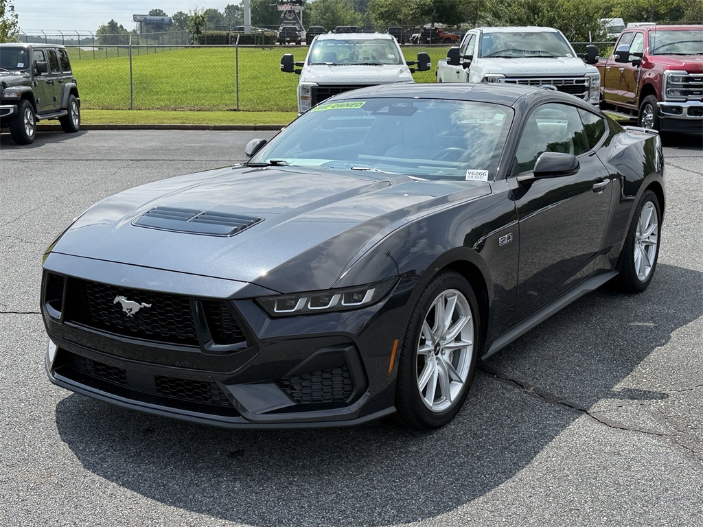 2024 Ford Mustang GT Premium photo 3
