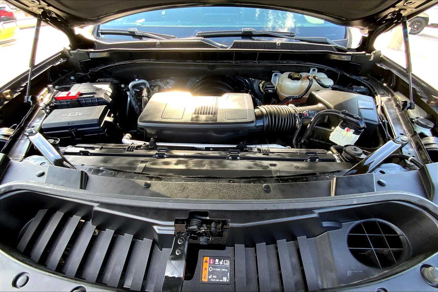 2023 Chevrolet Suburban LS photo 27