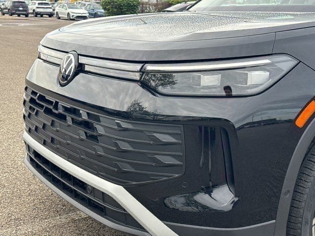 2025 Volkswagen Tiguan SE photo 12