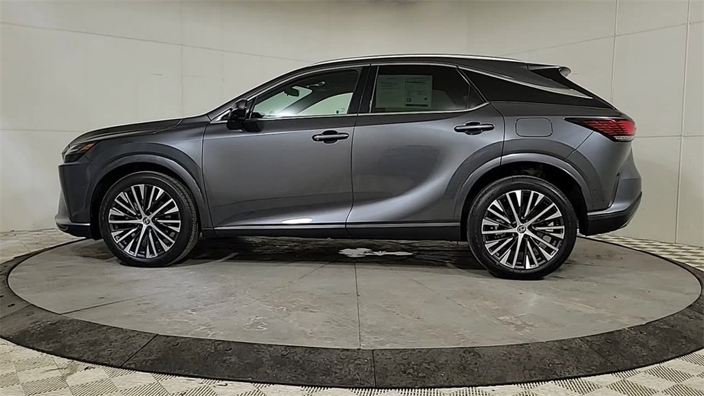 2024 LEXUS RX - Image 18
