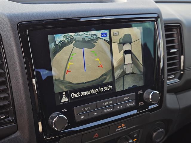 2022 Nissan Frontier PRO-4X photo 12
