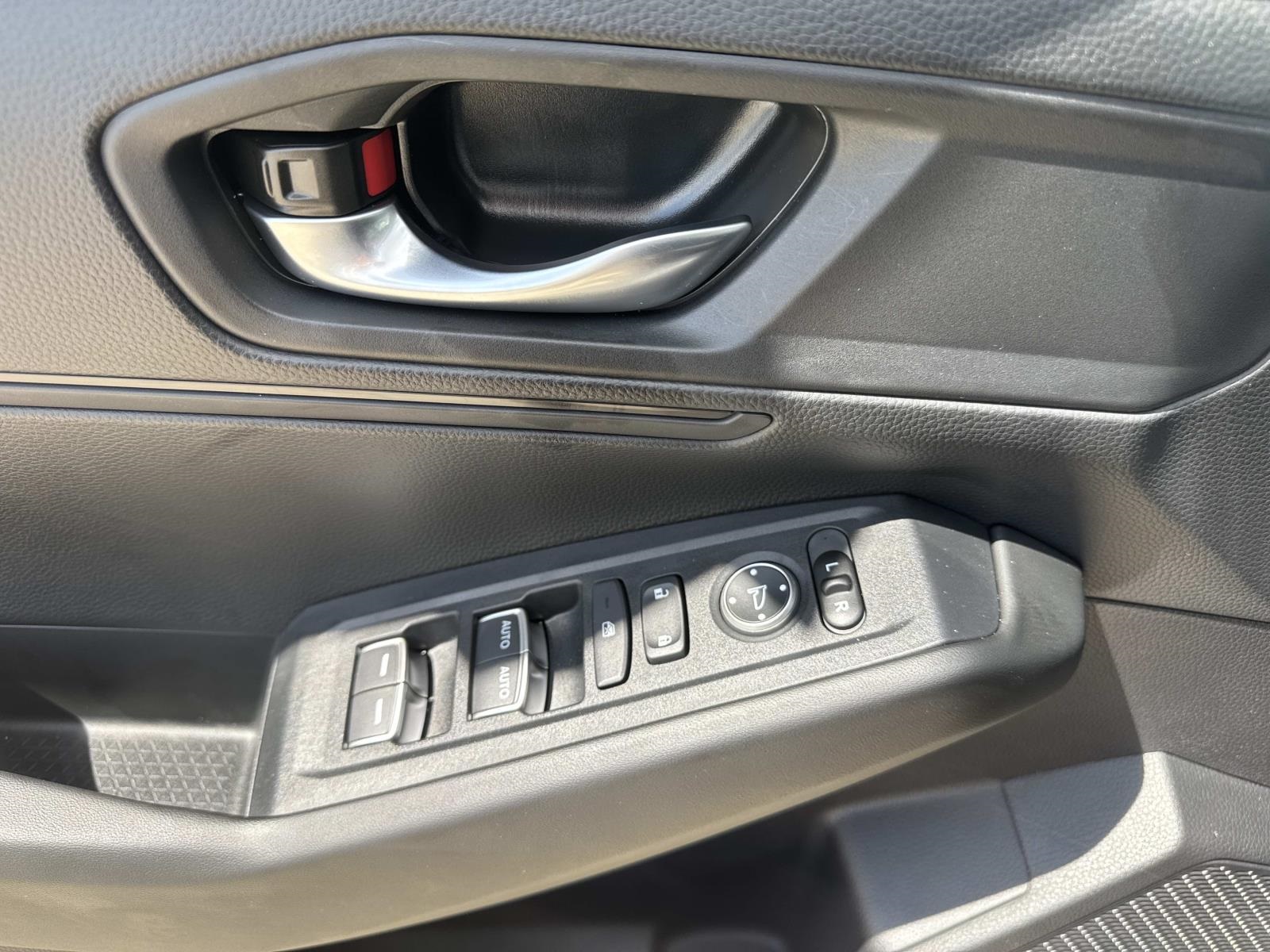 2025 Honda Accord LX photo 15