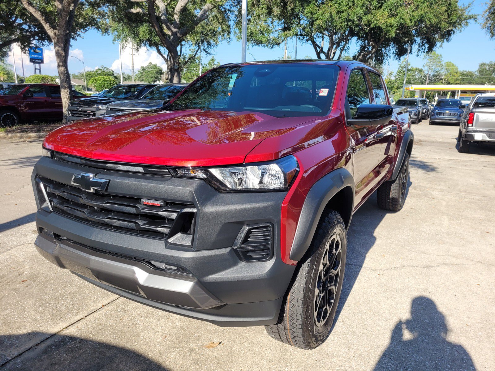 2026 Chevrolet Colorado Trail Boss photo 2