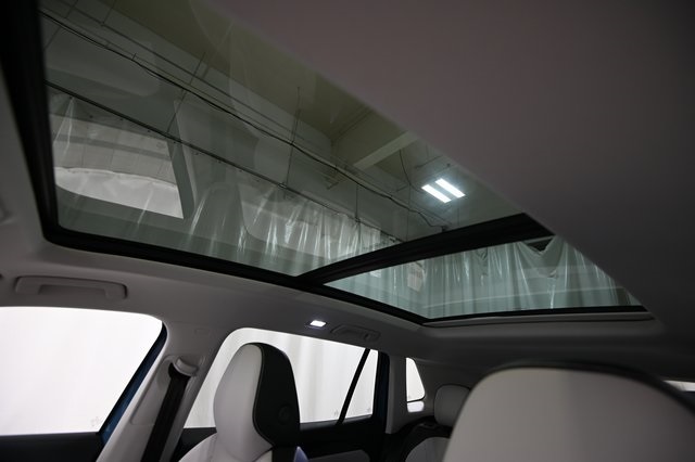 2025 Volkswagen Tiguan SE photo 20