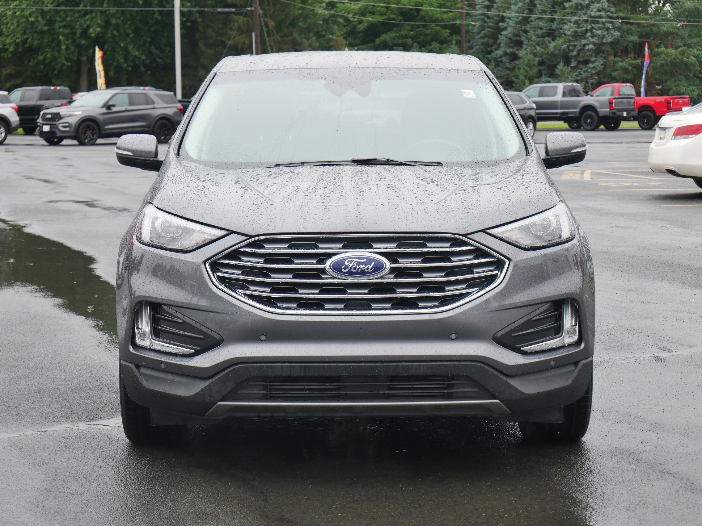 2024 Ford Edge Titanium photo 8
