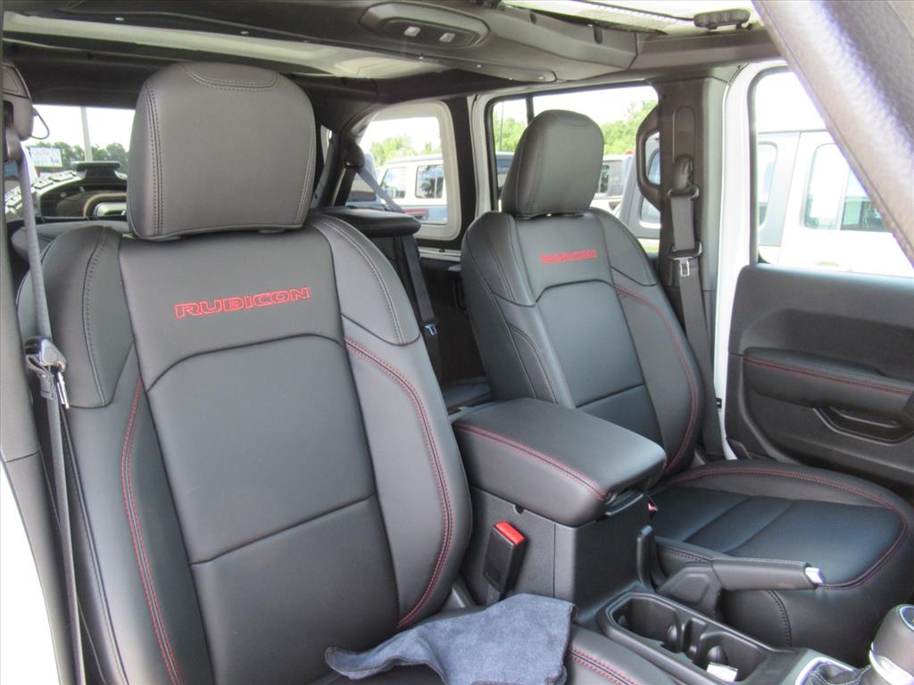 2025 Jeep Wrangler Rubicon photo 9