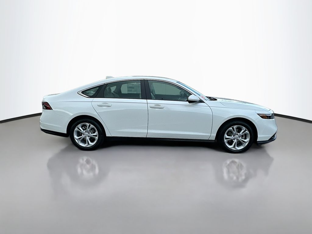 2025 Honda Accord 1.5T LX photo 4
