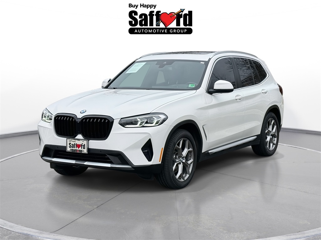 2022 BMW X3 30i's photo