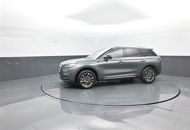 2021 Lincoln Corsair Standard photo 3