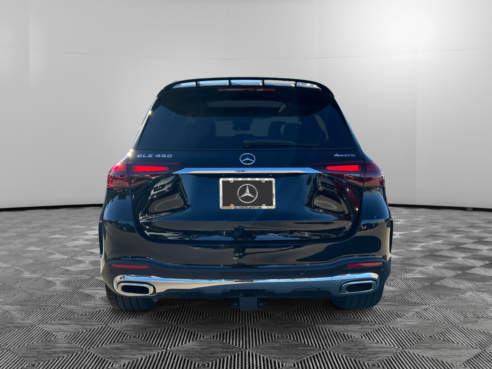 2026 Mercedes Benz GLE 450 4MATIC photo 4