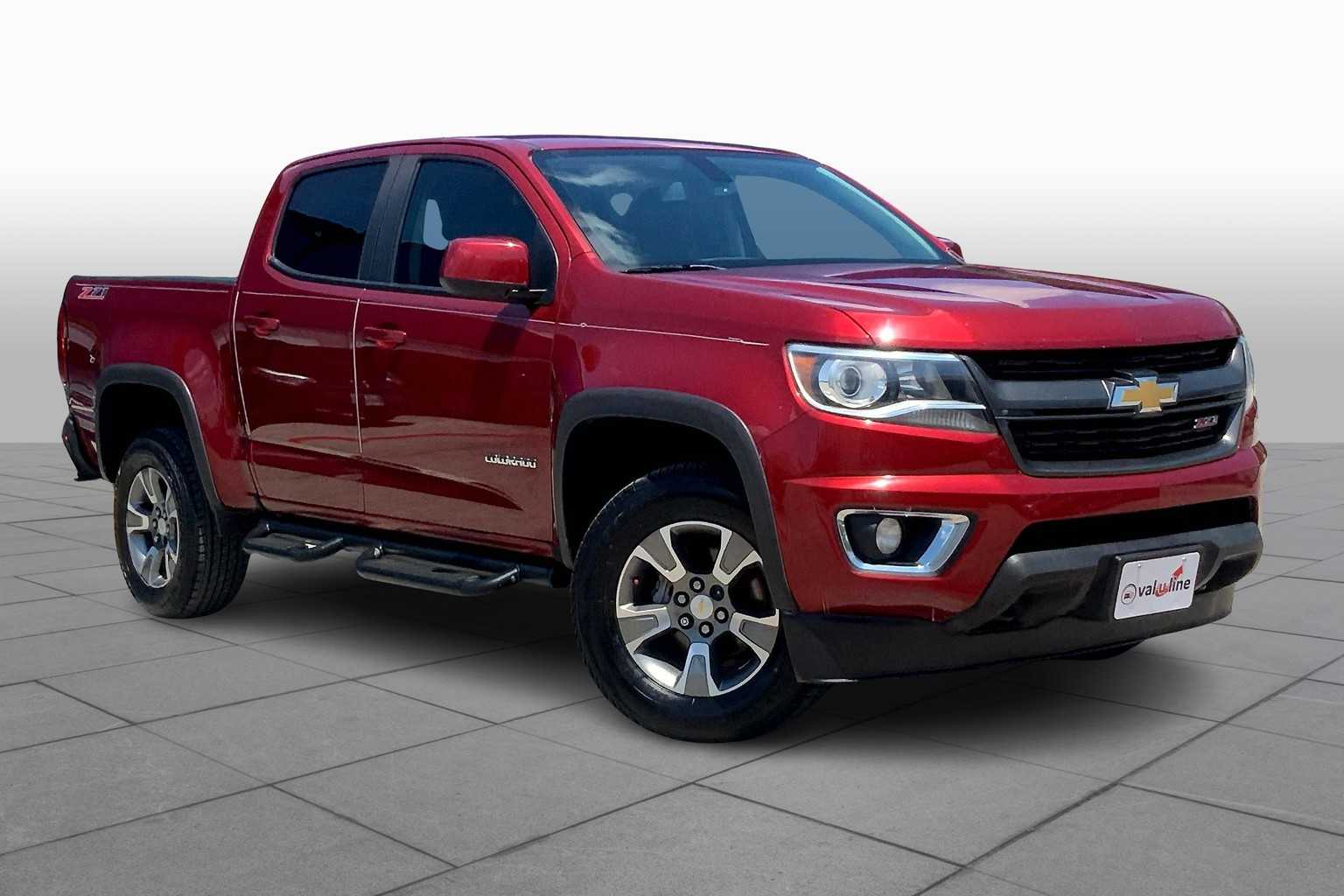 2019 Chevrolet Colorado Z71 photo 2