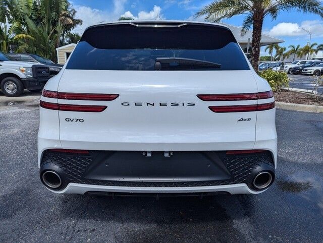 2025 Genesis GV70 2.5T photo 3