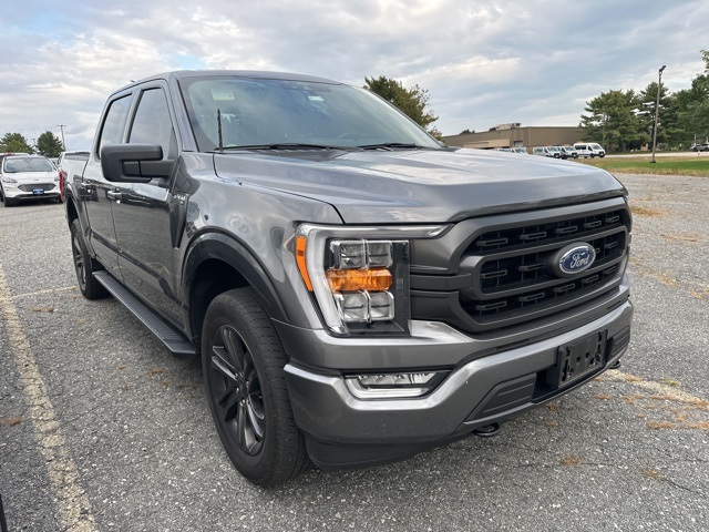 2022 Ford F-150 XLT photo 3
