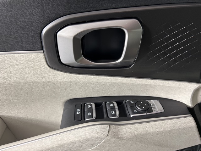 2025 Kia Sorento S photo 18
