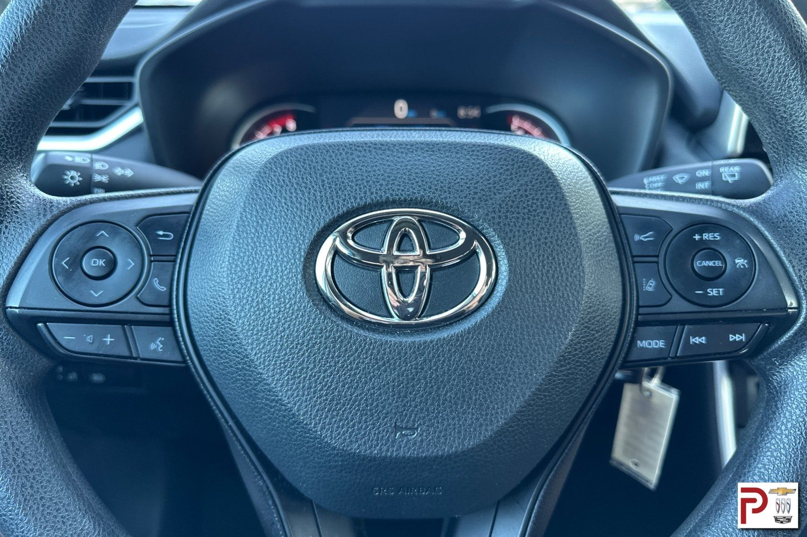 2023 Toyota RAV4 LE photo 22