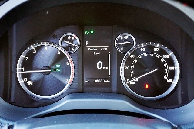 Used 2023 Gray Lexus 460 image 35